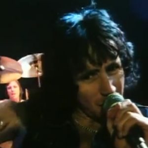70年代ロックの殿堂AC/DCの名曲-地獄のハイウェイ